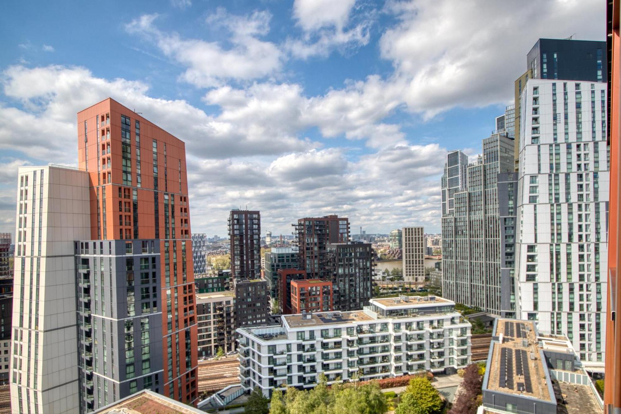 Stunning 360º View Luxurious Penthouse Apartment ลอนดอน ภายนอก รูปภาพ